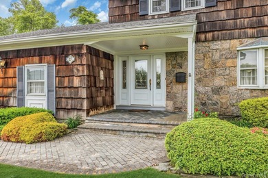Spacious 4 Bedroom, 2.5 Bath Colonial with 2-car Garage in - photo 4