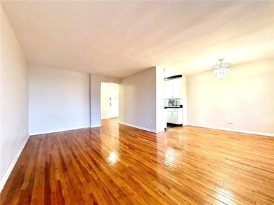 SMALL BUDGET. BIG OPPORTUNITY. SUBLET FROM DAY1. Bright - photo 5