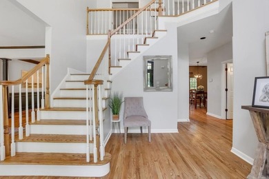 Welcome to this beautifully updated 6-bedroom, 4-bathroom home - photo 3