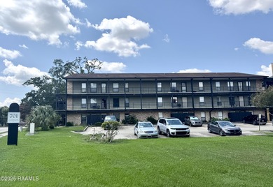 Vermilion River - Lafayette Parrish Condo For Sale in Lafayette Louisiana