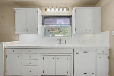 Welcome home to this spacious and inviting property offering an - photo 14