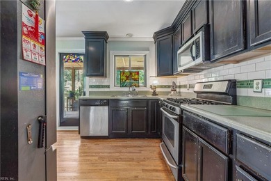 Spacious and versatile, this 6-bedroom, 4-bath split-level home - photo 15