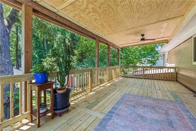 Spacious and versatile, this 6-bedroom, 4-bath split-level home - photo 16