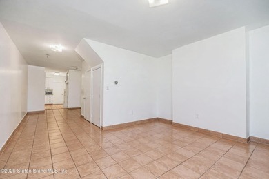 Welcome to 395 Jewett Ave, a charming and well-maintained home - photo 4