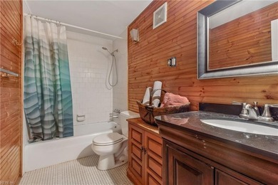 Spacious and versatile, this 6-bedroom, 4-bath split-level home - photo 32