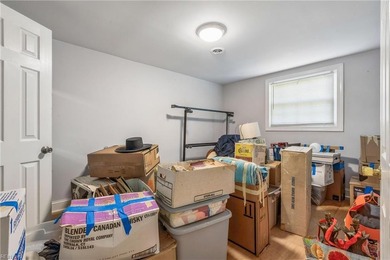 Spacious and versatile, this 6-bedroom, 4-bath split-level home - photo 39
