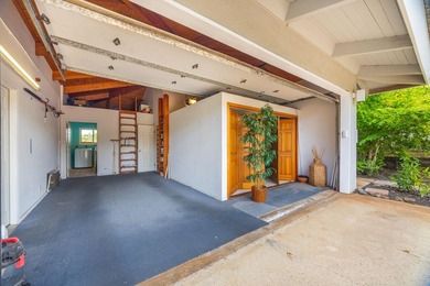 Welcome to 139 Waaula St, a stunning single-family home in the - photo 45