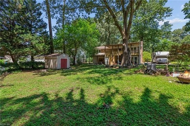 Spacious and versatile, this 6-bedroom, 4-bath split-level home - photo 46