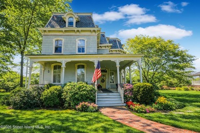 Step back in time with this charming historic 1870's Second - photo 1