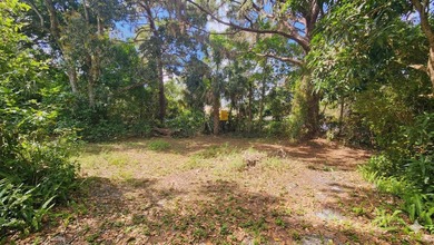 SEIZE THE OPPORTUNITY to own a one-of-a-kind hidden gem in - photo 3