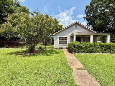 Paluxy River Home For Sale in Glen Rose Texas