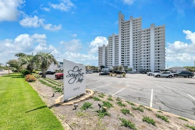 Perfectly positioned in the highly sought-after One Seagrove - photo 2