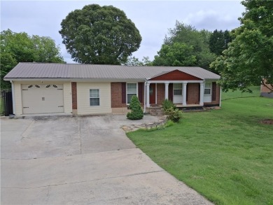 Lake Home Sale Pending in Gainesville, Georgia