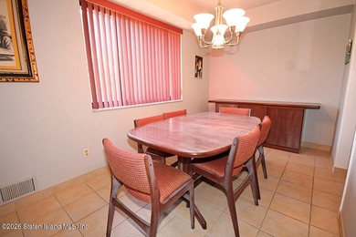 Welcome to 18 Windham Loop! Come see this well maintained 2 - photo 6