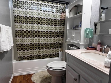 Step into the charm of this delightful 4-bedroom, 2-bath home - photo 19