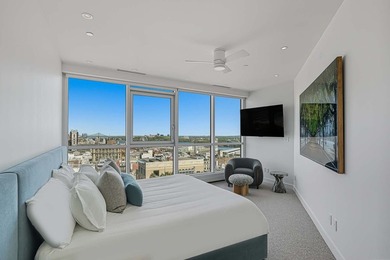 OCCASION RARE. Ce penthouse de 4 chambres, entierement renove - photo 19