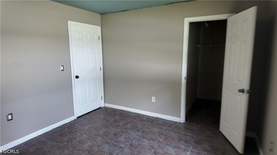 Perfectly situated just minutes from I-75, Southwest Florida - photo 20