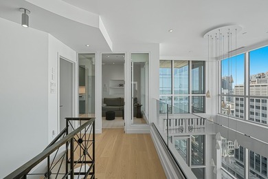OCCASION RARE. Ce penthouse de 4 chambres, entierement renove - photo 23