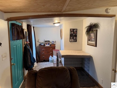 Welcome to this charming 4-bedroom, 1-bath second-tier home near - photo 10