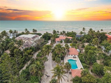 A rare Gulf-front estate opportunity on Captiva Island featuring - photo 1