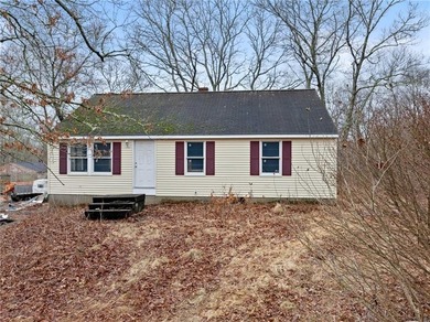 Builders and contractors- 2.3 acres with 350 feet of frontage on - photo 2