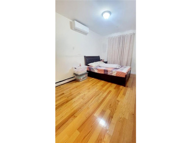 Rare-find LIKE NEW semi-detached Extra Large 3-family - photo 9