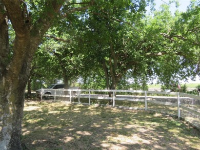 Bardwell Lake Home Sale Pending in Ennis Texas