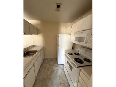 220 Elm St 533 - photo 4