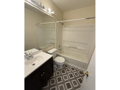 220 Elm St 533 - photo 9