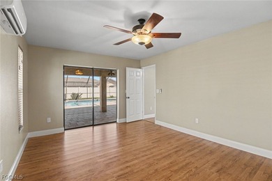 Welcome home to this light and bright, move-in ready gem - photo 14