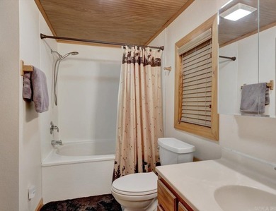 Lakefront Living Meets Total Utility: Interior: Knotty Pine - photo 18