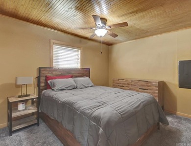 Lakefront Living Meets Total Utility: Interior: Knotty Pine - photo 19