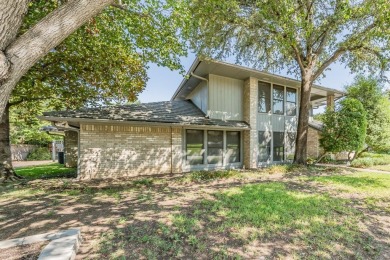 Lake Home For Sale in Arlington, Texas