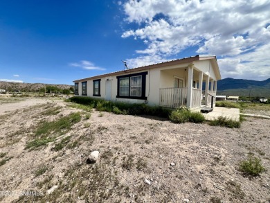 Caballo Reservoir Home For Sale in Caballo New Mexico