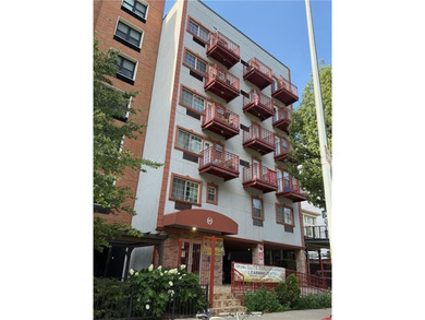 Welcome to 337 Lenox Rd unit # 3D Bright and spacious - photo 3