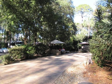 Welcome to HHI Motorcoach Resort on the coveted south end of - photo 4