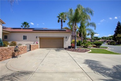 This beautifully appointed home located in the highly desirable - photo 4