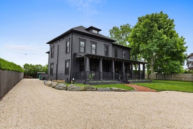 A striking blend of authentic farmhouse architecture and modern - photo 5