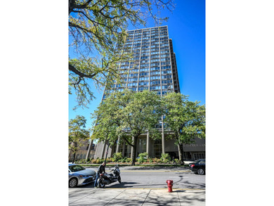 Lake Michigan - Cook County Condo Active Under Contract in Chicago Illinois
