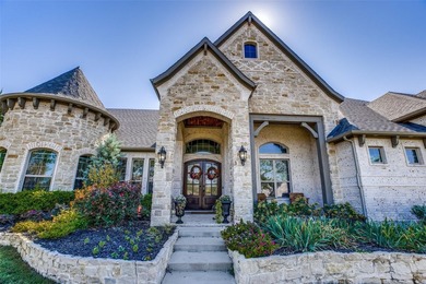 Experience the perfect blend of luxury, privacy & convenience in - photo 3