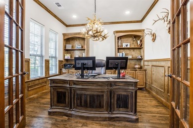 Experience the perfect blend of luxury, privacy & convenience in - photo 5