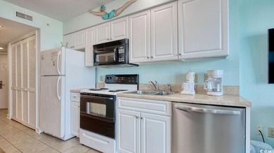 This beautiful and well maintained 1-bedroom 1-bath second floor - photo 12
