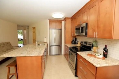 This beautifully updated 1 bedroom, 2 bathroom condo is ground - photo 12