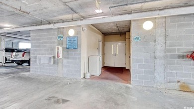 This beautiful and well maintained 1-bedroom 1-bath second floor - photo 22