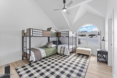 Discover this beautifully remodeled, fully furnished 3-bedroom - photo 3