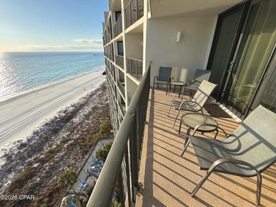 Incredible glass-front unit! Experience the ultimate coastal - photo 6