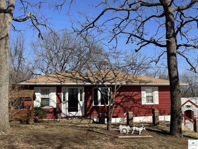 Lake Home For Sale in Warsaw, Missouri