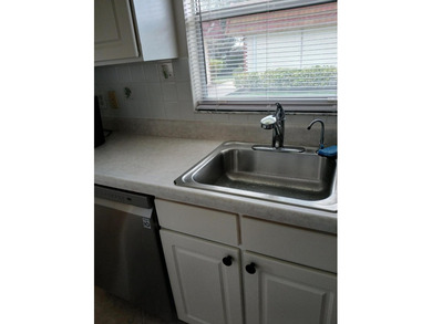 VILLA Lake View End Unit, all diagonal tile floors throughout - photo 7