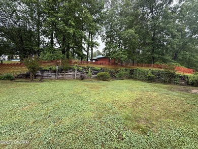 This 6 bedroom 4.5 bath home on Beech Lake in the Eastern Shores - photo 9