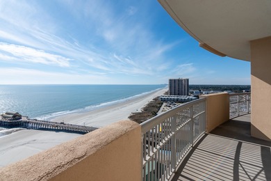 **DIRECT OCEANFRONT**  Imagine mornings with endless horizons